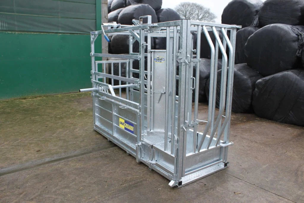 Cage de contention bovine ''Crusader''